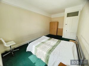 Photo 4- click for photo gallery